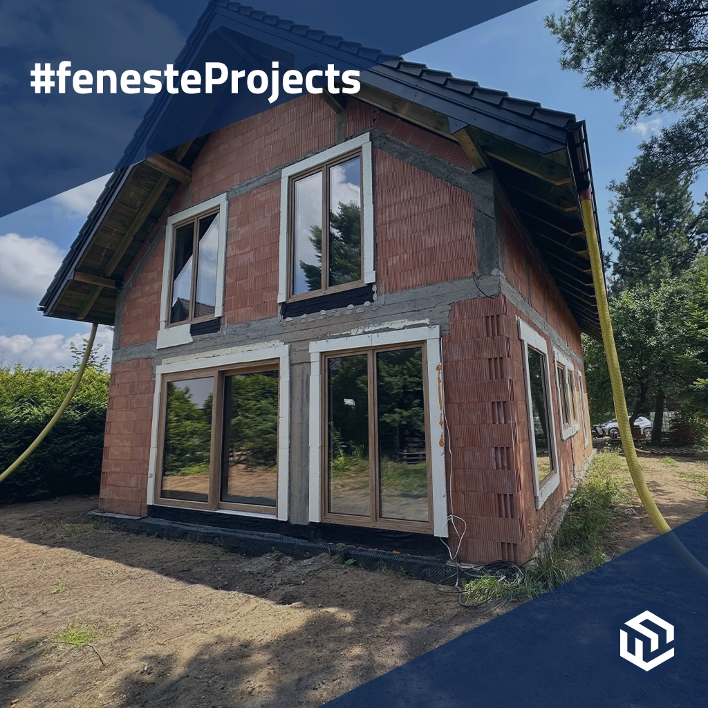 Chalet douillet au milieu des arbres verts 🎥 projets couleurs-des-fenetres aluplast   